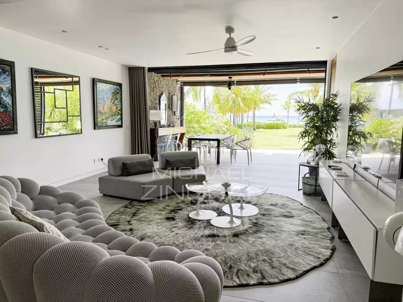 8eff99194d38081902a6ebdc5fb5d4e2_8e4645ce74_1300-original