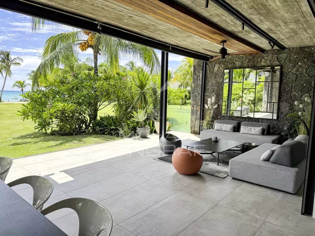 c43b6e916ddbb6da383c93a16dd1f71f_80f9536198_1300-original