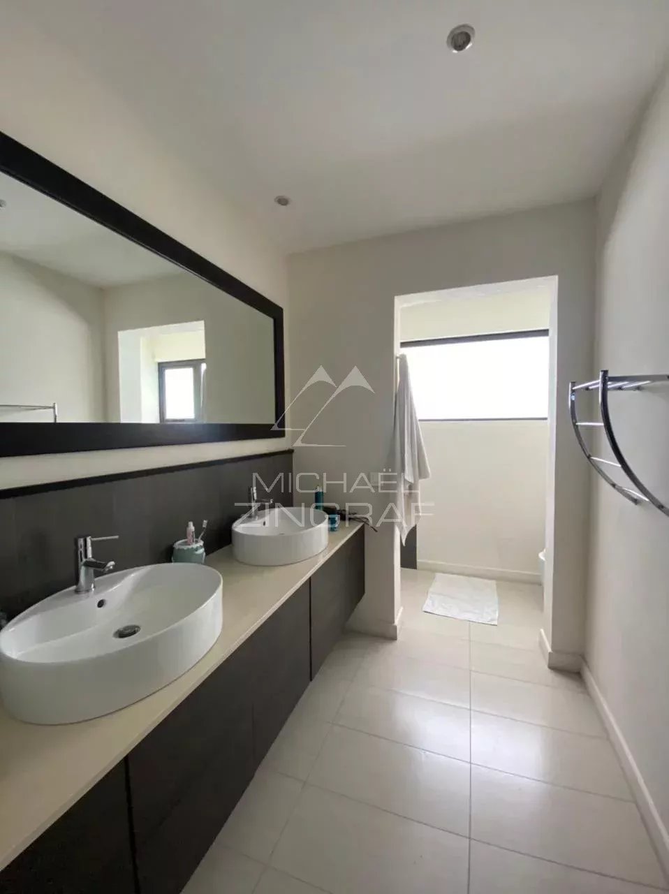 91c58fbe80a12cfe1c83c855e28219e1_d6740130e1_1280-original