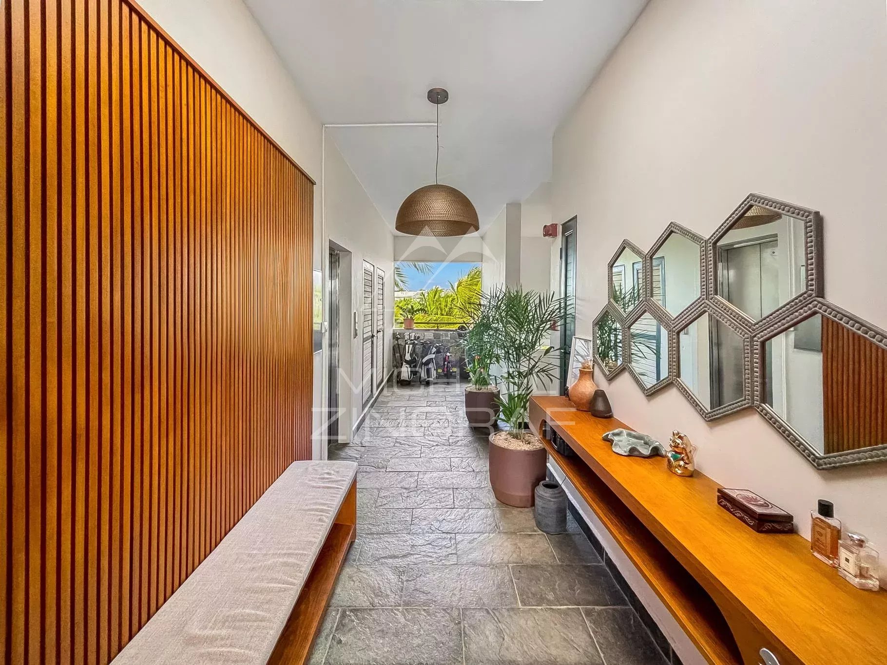 3f6e3b34aaa3804da31a82ae02b50a30_8da2063b77_1820-original