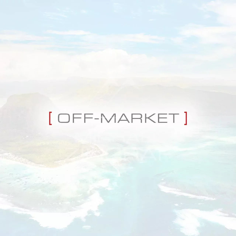 Exceptional 4-bedroom villa on golf course