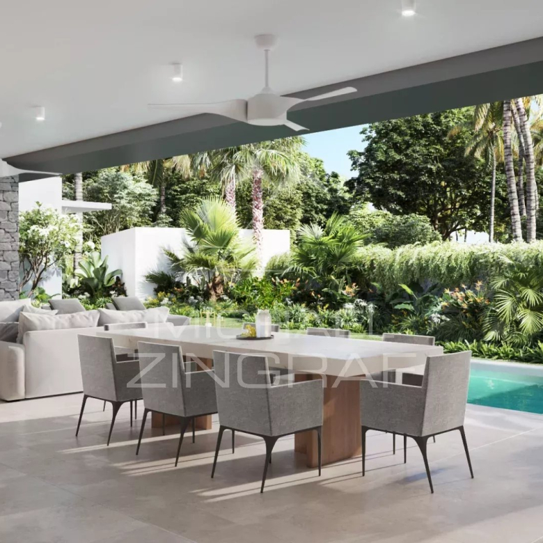 Provençale rénovée avec vue panoramique mer et village