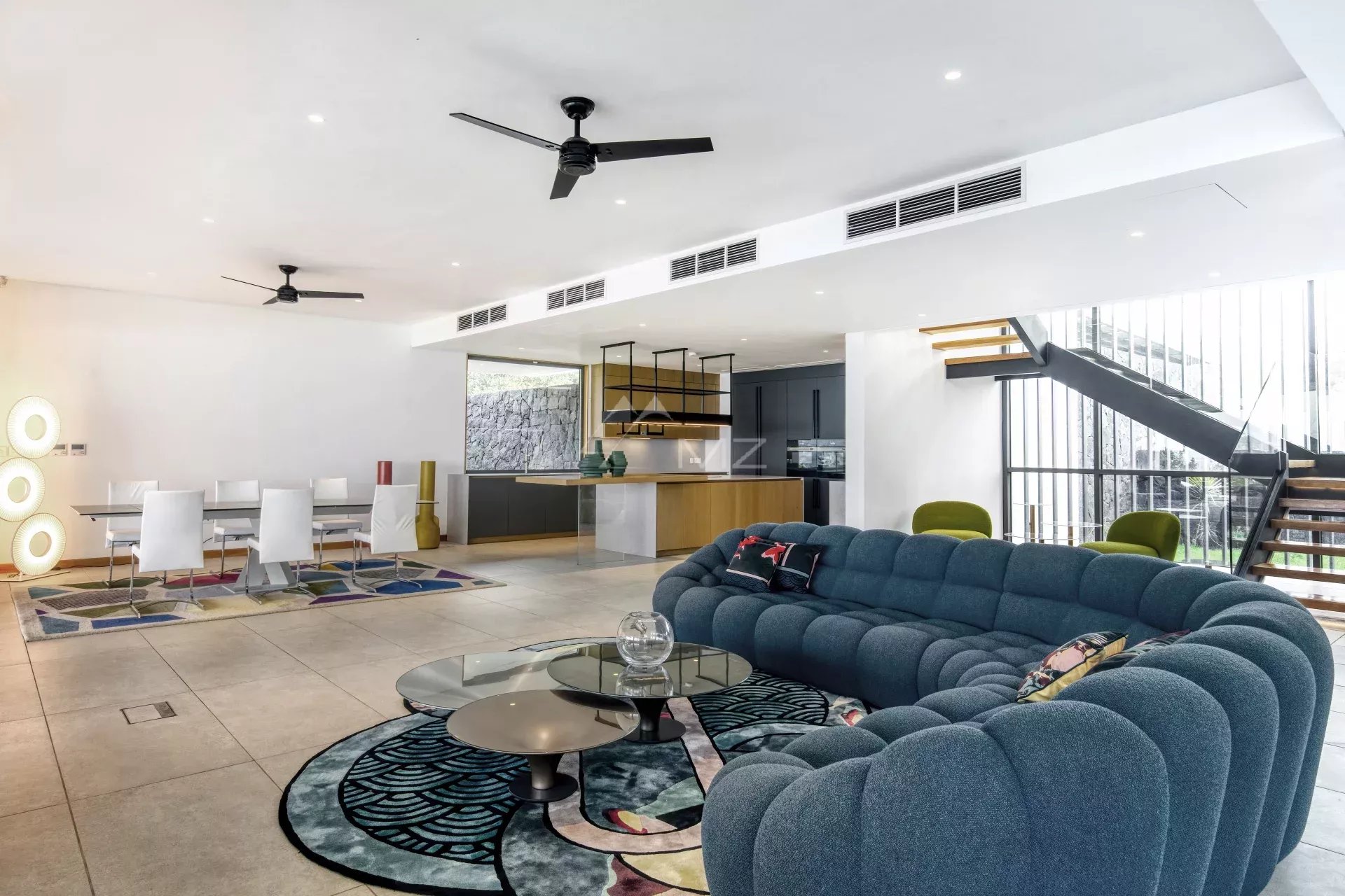 344c2987c5bca3e21ffe2cbe7ef2b3c6_08f7074227_1920-original