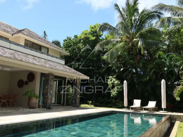 Villa de Prestige face au Golf – Anahita