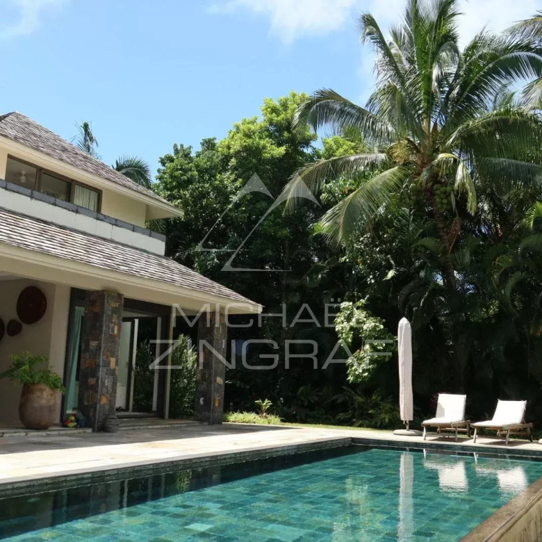 Villa d’exception avec vue panoramique sur l’océan à Valriche