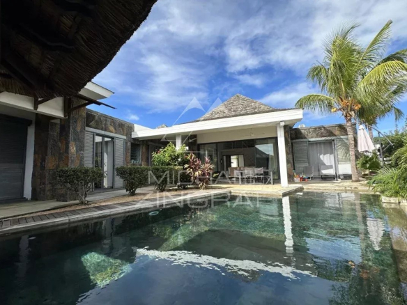 Villa de Prestige au Cœur d’une Résidence Sécurisée – Grand Baie