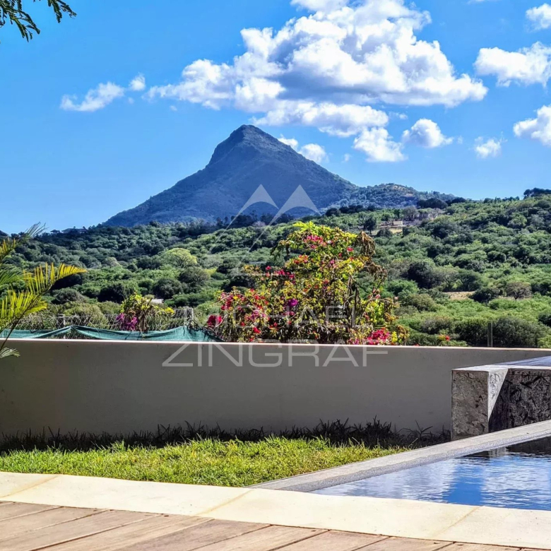 Exceptional Luxury Villa in Rivière Noire