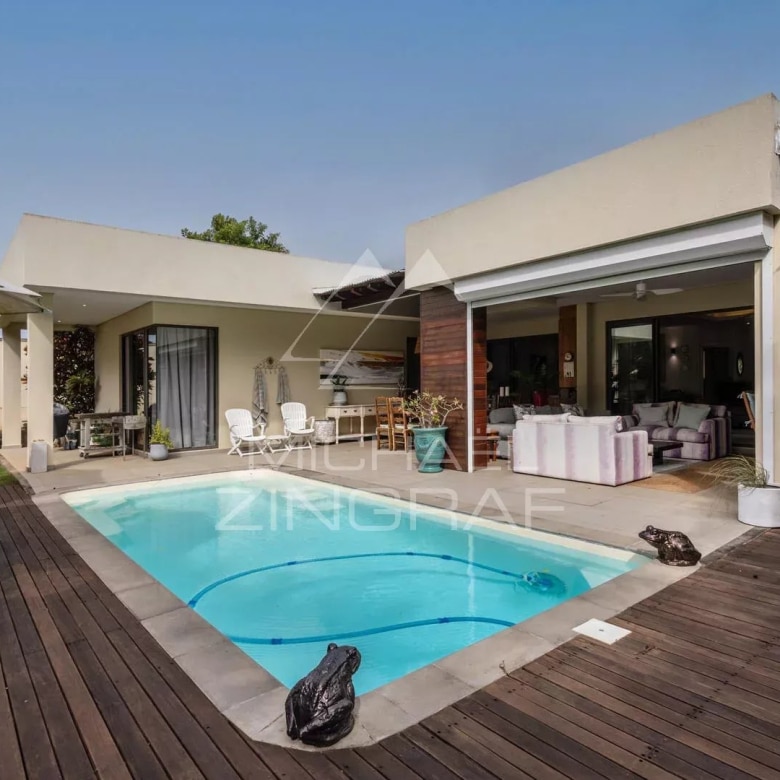 Luxury real estate photo | Charming Properties