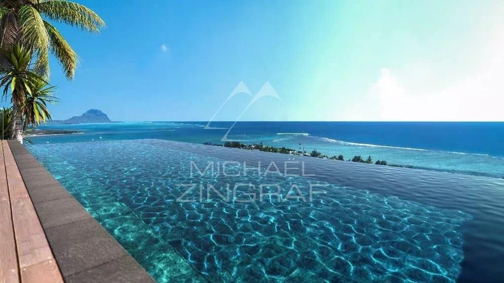 Vue de la piscine à débordement de la villa Chamarel sur la mer à Rivière Noire.
