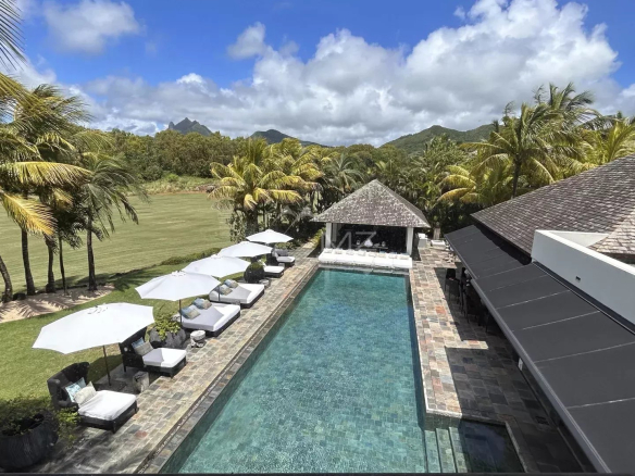 Luxury real estate photo | Charming Properties