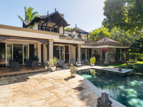 Spacious villa with swimming pool in a golf estate in Bel Ombre, Mauritius.