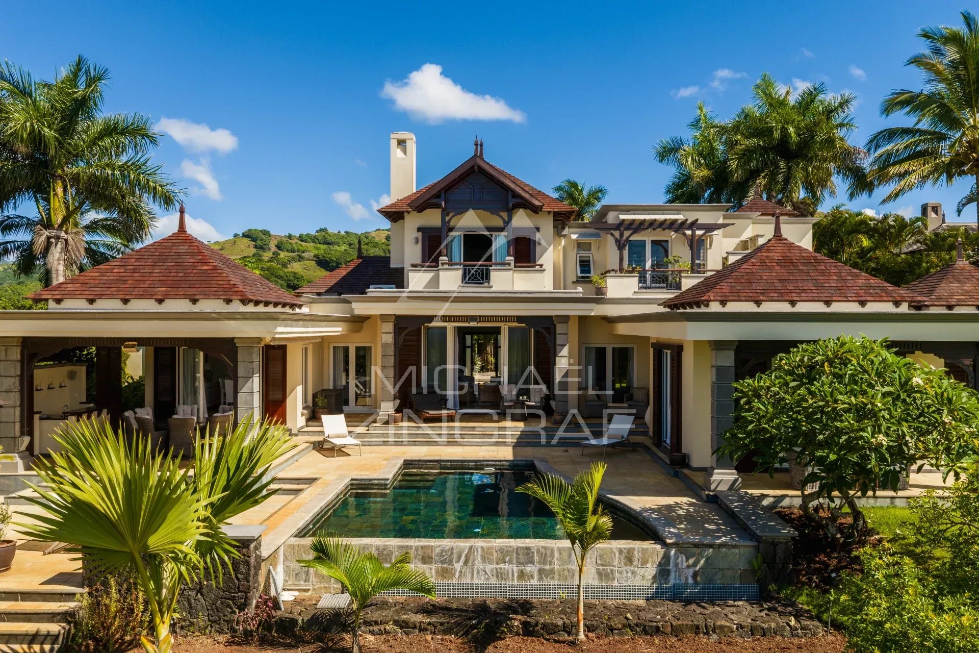 Elegant two-story villa with swimming pool and ocean view, located in the Valriche estate in Bel Ombre.
