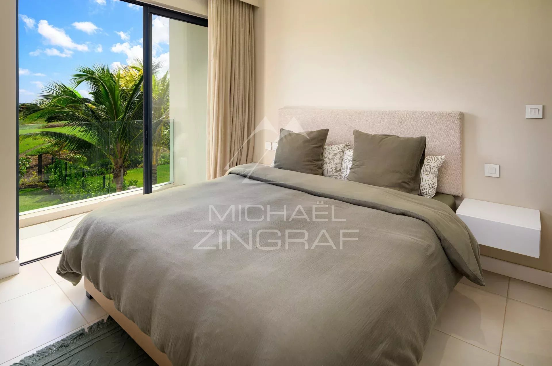 Chambre élégante à Azuri Chambre d'une villa jumelée à Azuri avec vue sur le golf