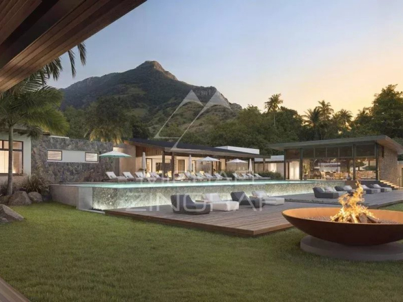 Villa contemporaine avec piscine à débordement et vue sur la nature à Tamarin.