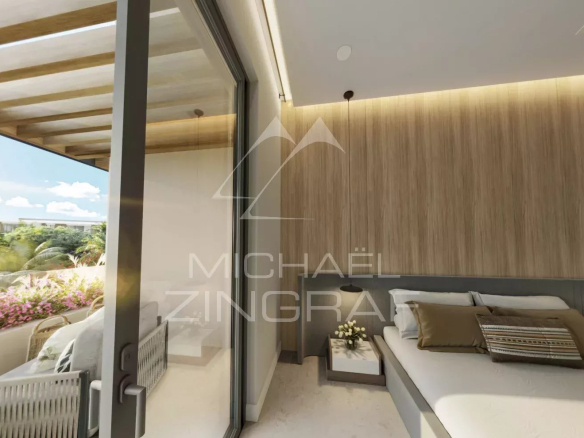 Modern room with a view of a tropical garden in Balaclava
