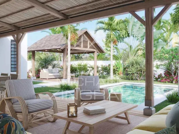 Intérieur d'une villa avec piscine et jardin à Grand Baie, Île Maurice.