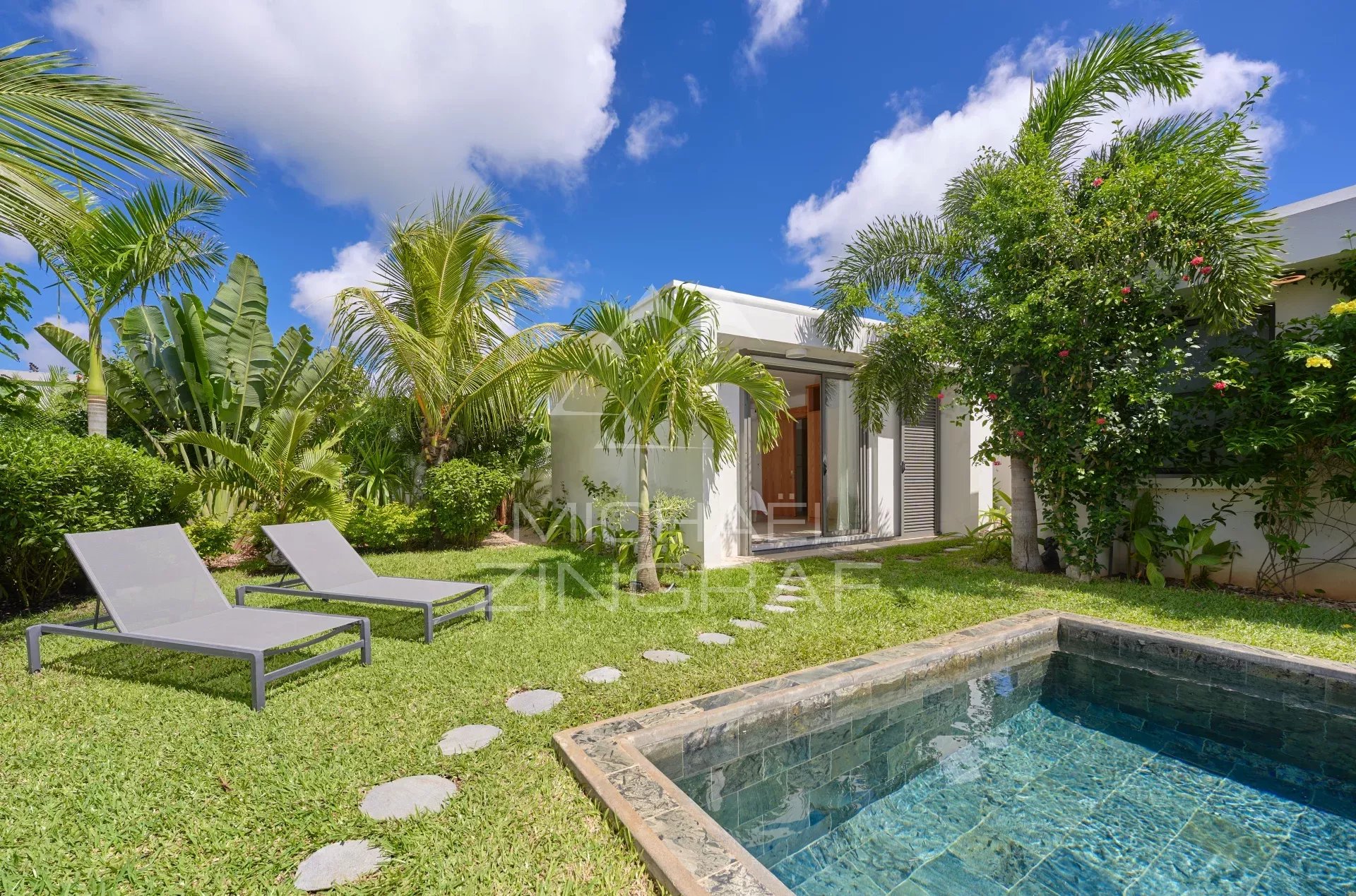 Villa de 4 chambres avec jardin tropical et piscine à Grand Baie