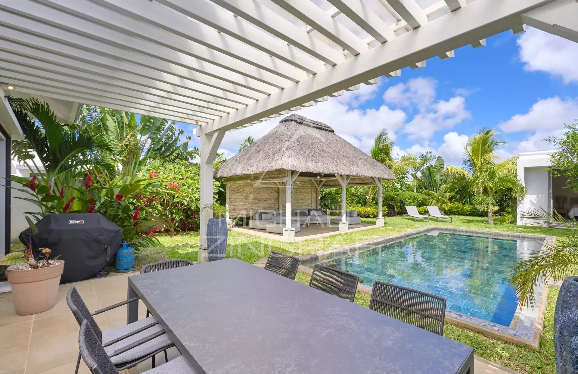 Villa de 4 chambres avec piscine et jardin tropical à Grand Baie
