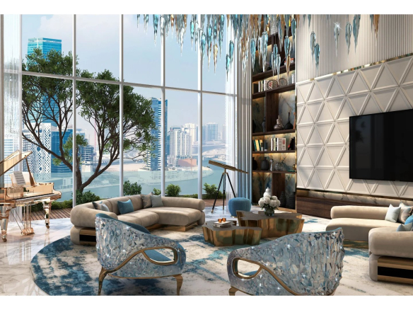 Intérieur d'un loft contemporain à Dubaï avec vue sur la ville, mobilier moderne et terrasse végétalisée.