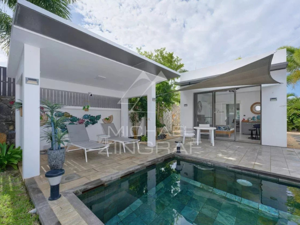 Villa contemporaine avec piscine et espace extérieur à Grand Baie.