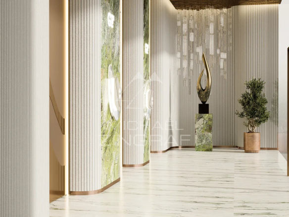 Intérieur d'un duplex de luxe à Dubaï avec des colonnes et une décoration moderne.