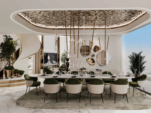 Salle à manger moderne dans un duplex de luxe à Dubaï, avec des chaises élégantes et un plafond décoratif.
