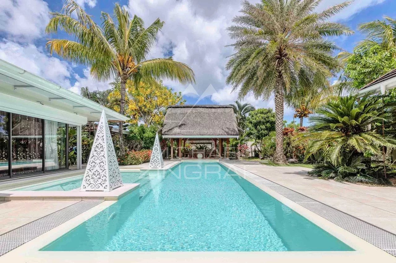 Villa moderne avec piscine et jardin tropical à Grand Baie