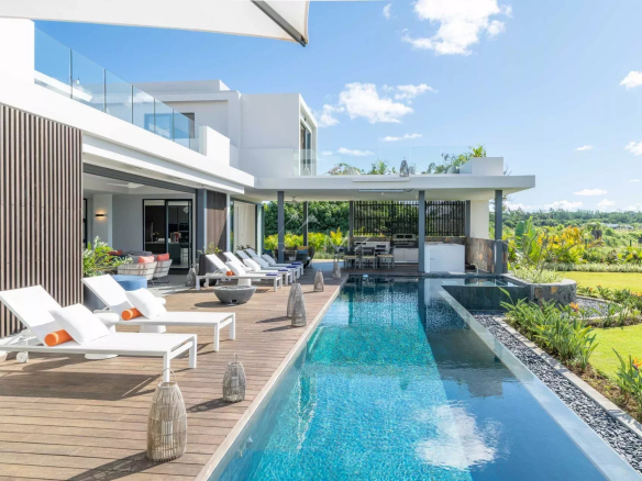 Villa de luxe 5 chambres à Beau Champ