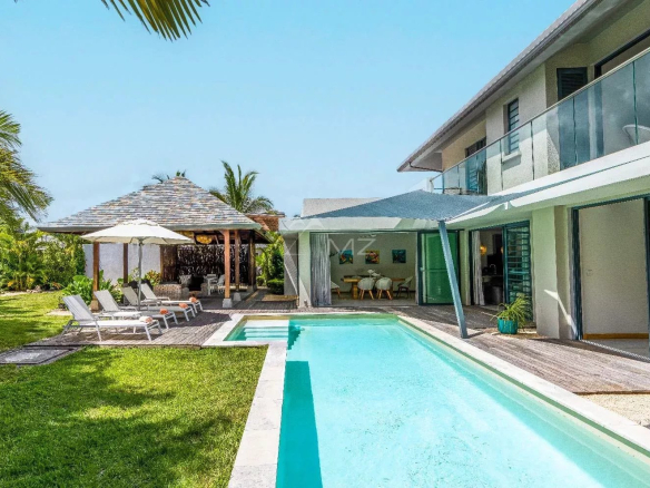 3 bedroom villa near the beach – Riviere Noire