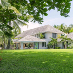 Ile Maurice – Villa pieds dans l’eau – Beau Champ