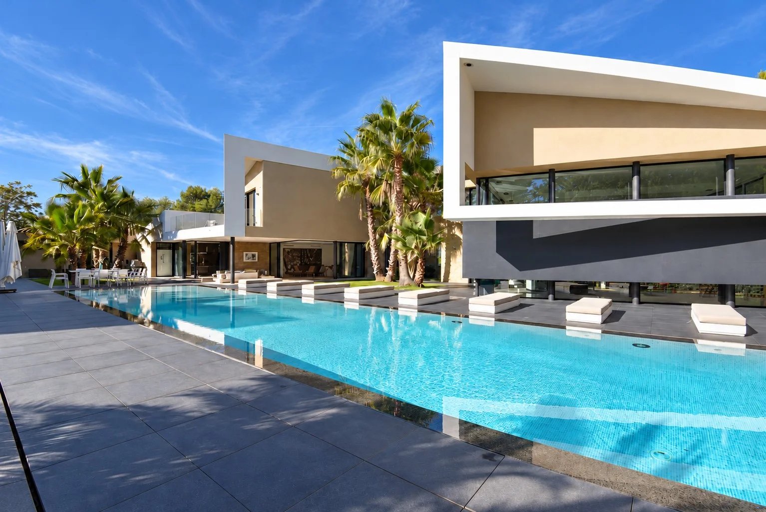 Villa contemporaine à Fayence Villa contemporaine avec piscine chauffée et jardin à Fayence