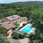 Belle villa de 228 m² avec 6 chambres et studio indépendant