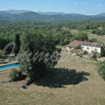 Charme et authenticité Magnifique propriété de 5 hectares
