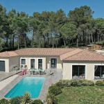 Contemporary villa residential sector of 180 m² with 3 bedrooms