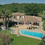 Proche village Belle villa de 185 m² avec 4 chambres – Bagnols en Foret