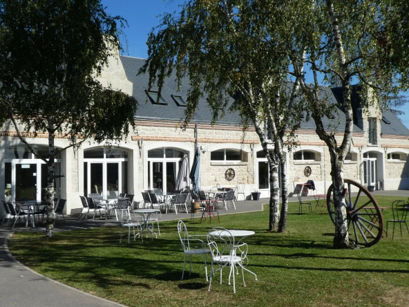 Luxury Hotel Estate 30 minutes from Reims – 21 Rooms