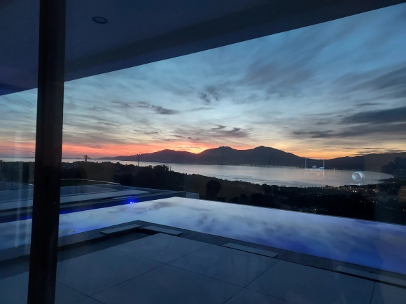 Propriété Moderne à Porticcio Vue Mer Exceptionnelle 🌊