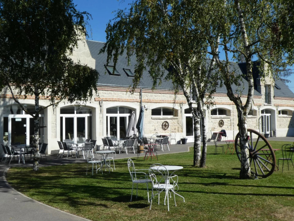 Domaine Hôtelier de Standing à 30 min de Reims – 21 Chambres