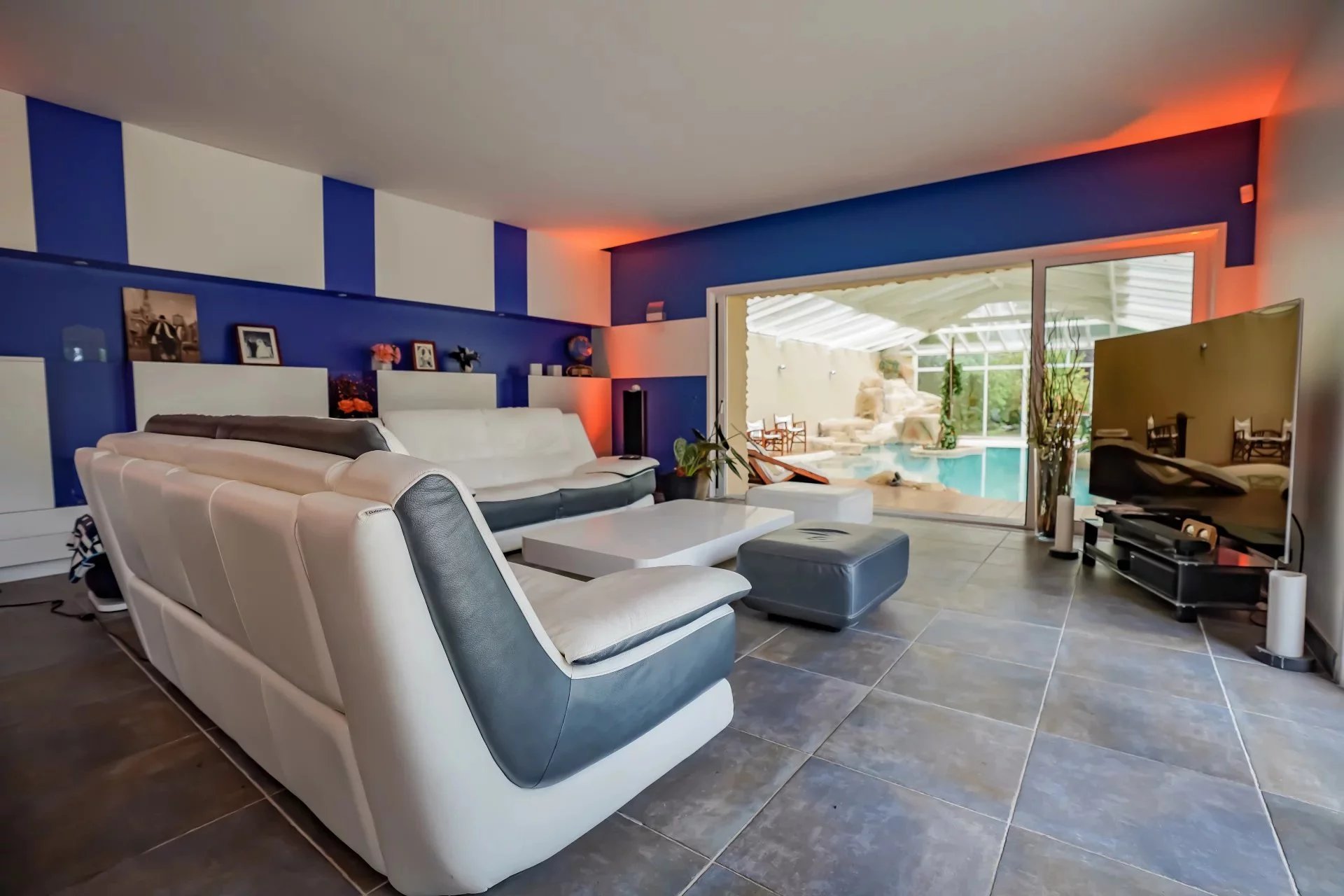 d02eb61862f711e2a9daf5452a7b886a_2fa881fd09_1920-original