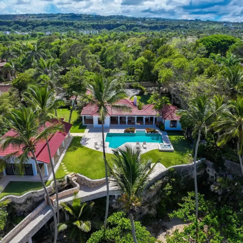 Modern Property in Porticcio Exceptional Sea View