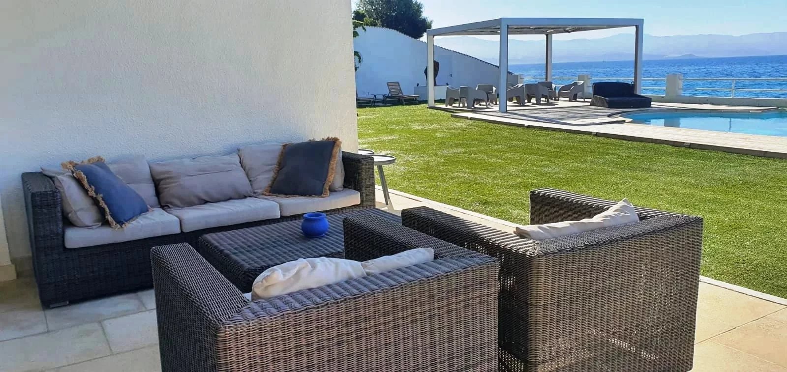 1038e1d555f5040dda2422c41f23feeb_b8e4054d11_1600-original