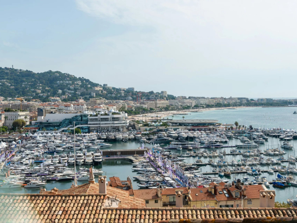 Immeuble investissement vue mer à vendre Cannes (06)