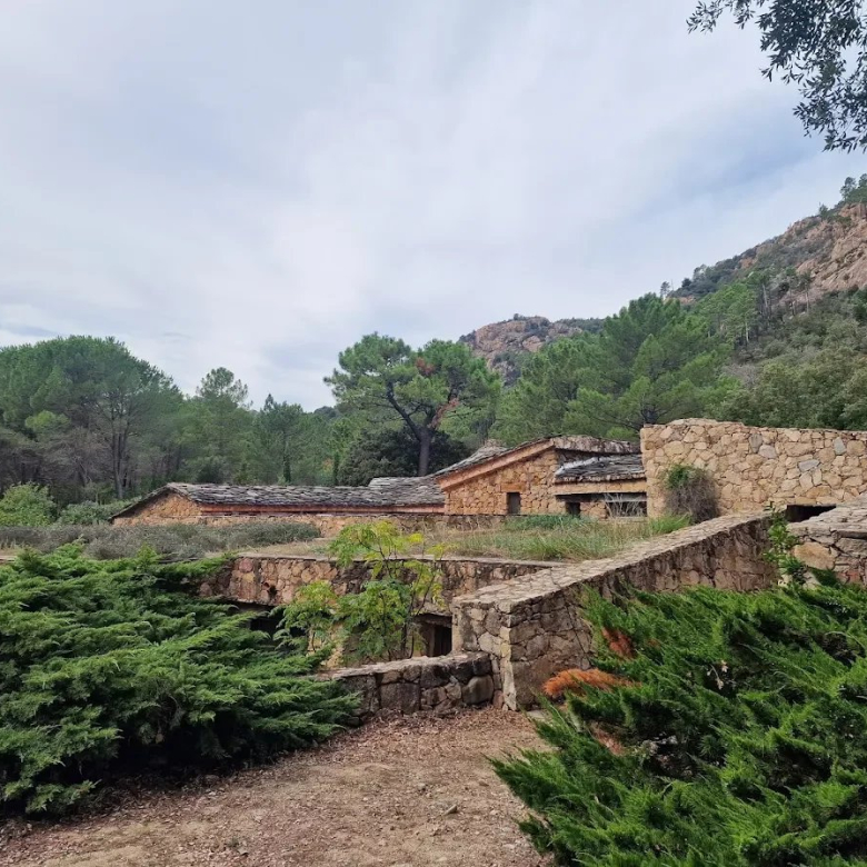 Domaine équestre 28 ha à Ménesplet Dordogne (24)