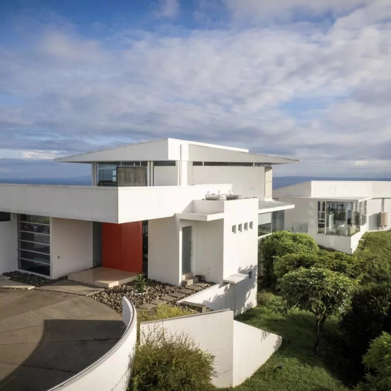 Vente Villa piscine 6 suites à Terres Basses, Saint-Martin