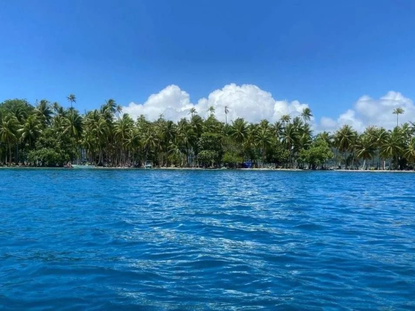 Private island of Tipaemau for sale, 12.68 ha, Raiatea, Tahiti, French Polynesia