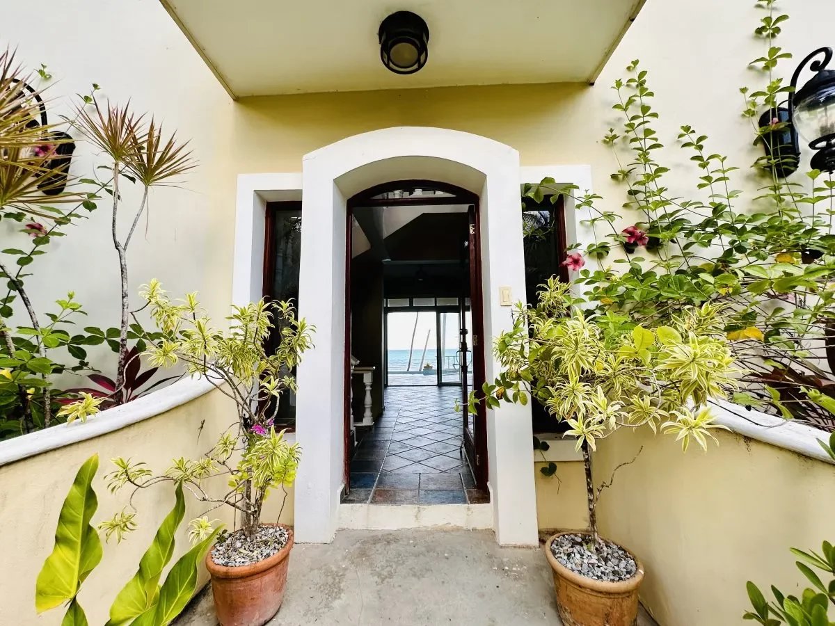 e570943ba4f4ca74efd8d01bc8711d5e_cb002817b7_1200-original