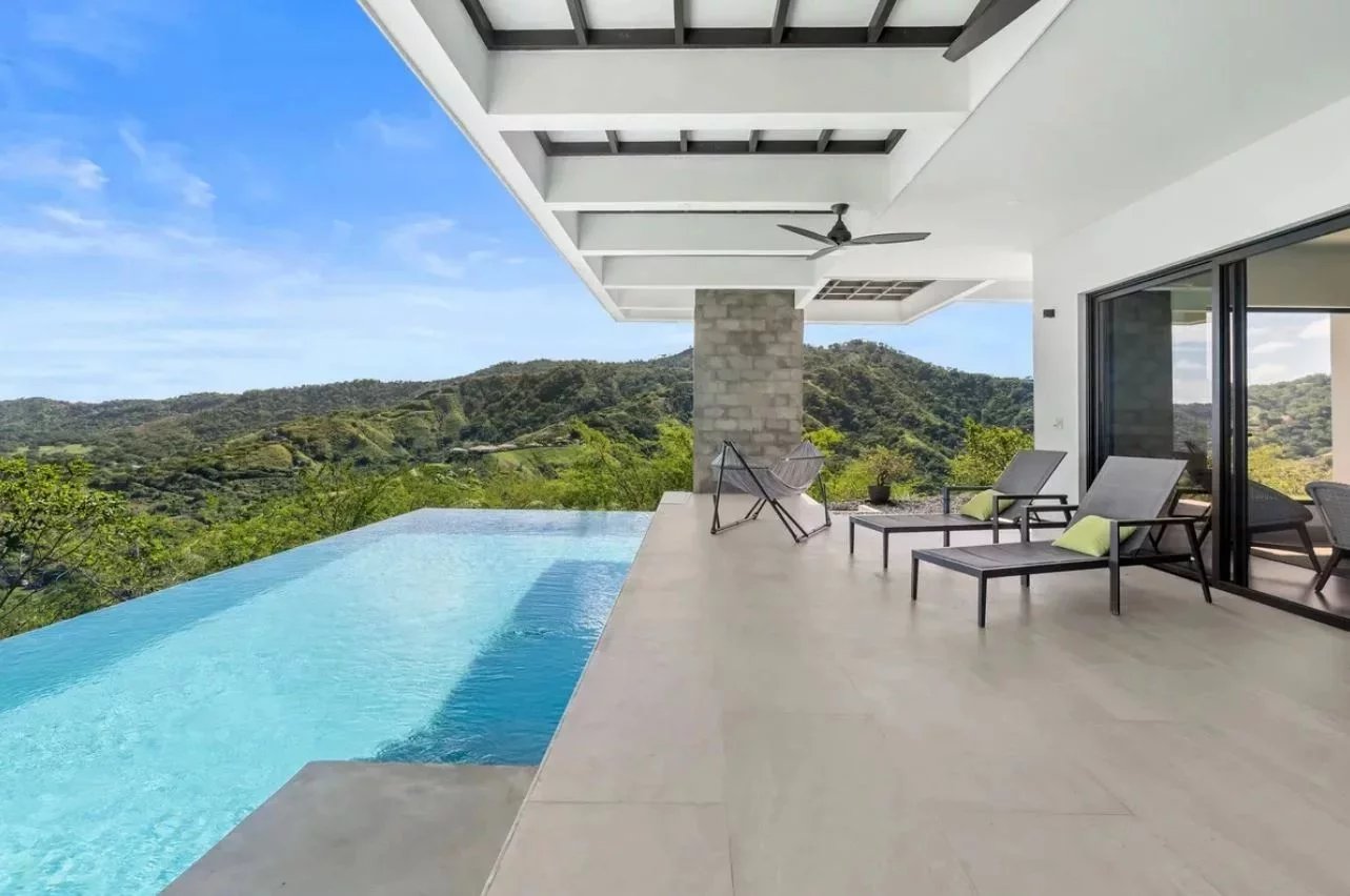 8caee01258a561694ff429c19a9ceb30_0a1967a905_1283-original