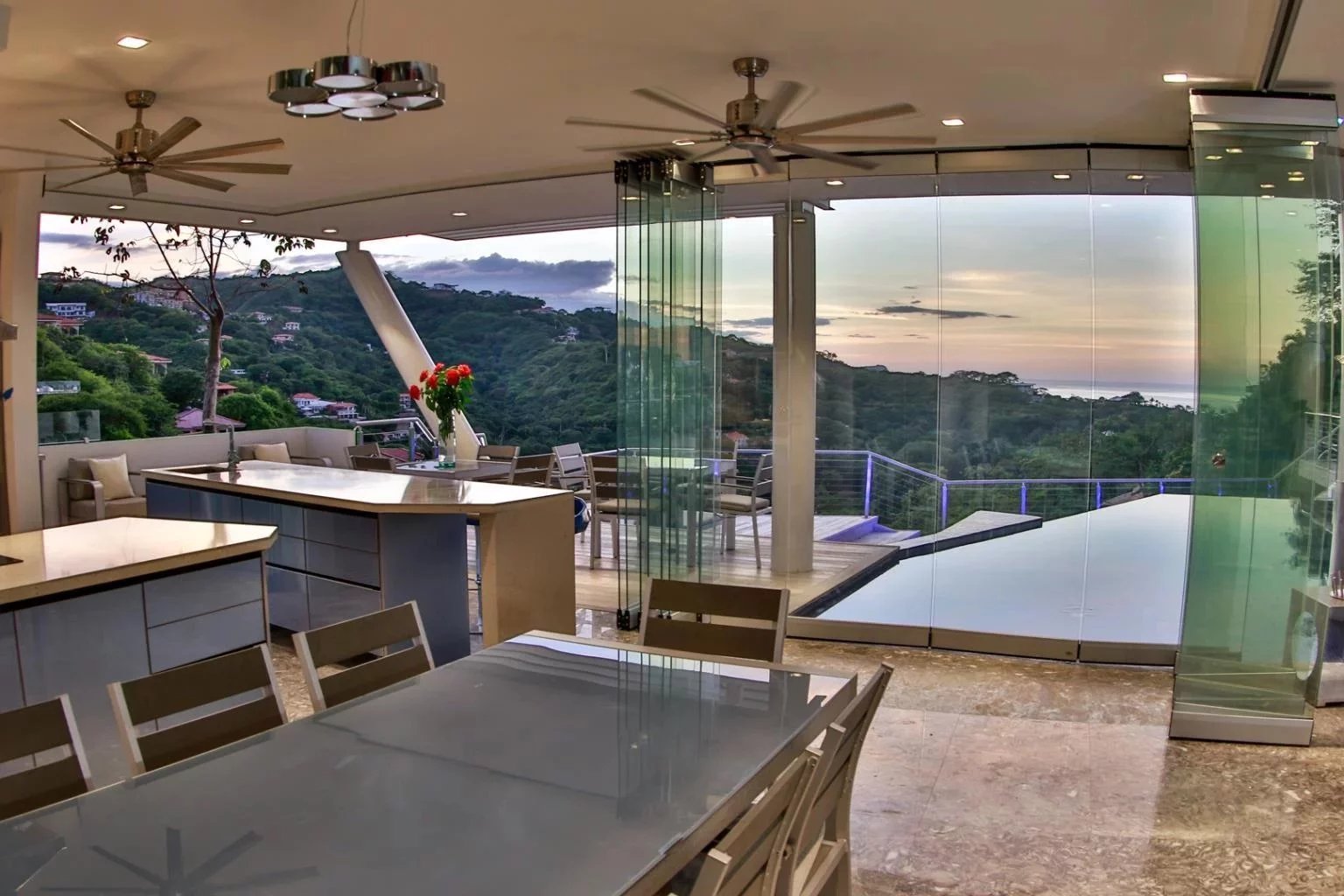 2c087d15d323bbe7420ca12fe98a1c5d_a350f1fa29_1536-original