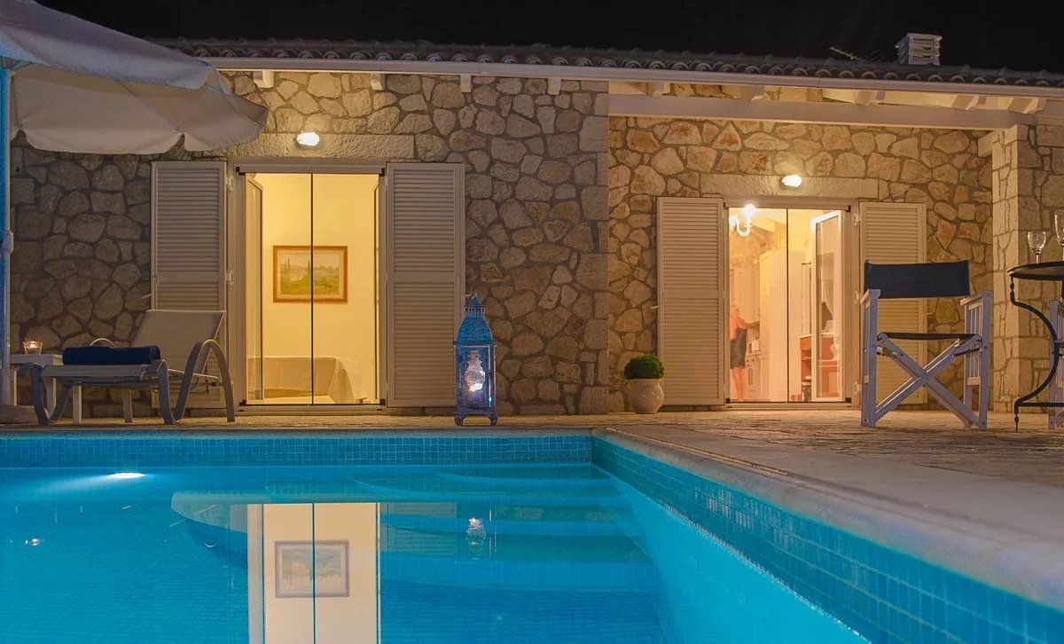 ec520cc95e89fd4da23f1c626a694dc0_f6f35f15e6_1200-original