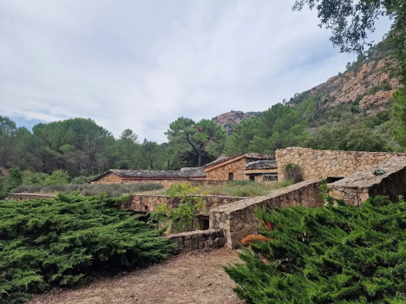 Stone bastide for sale Sari-Solenzara (20145)